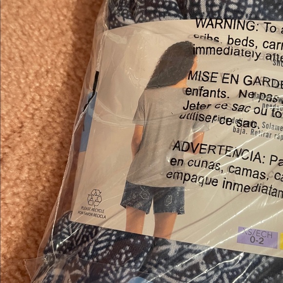 (2) sets Lucky brand 4 pieces pajama set ,brand new - Picture 15 of 15